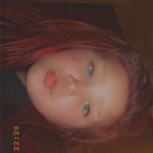 Meet your Posher, Desiree